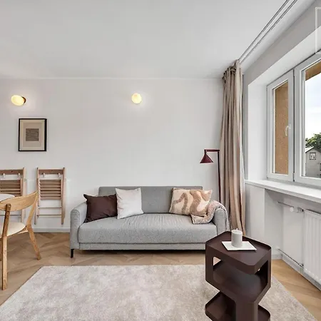 Апартаменты Cozy Renovated 1-bedroom In Таллин
