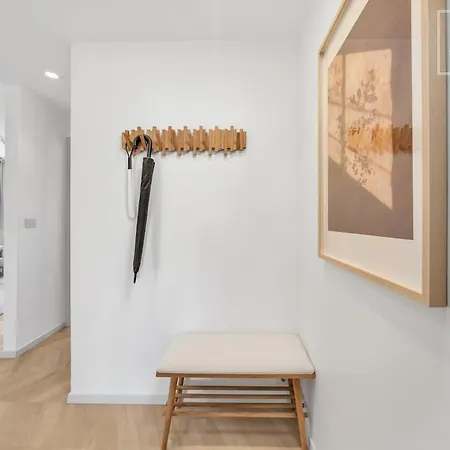 Cozy Renovated 1-bedroom In Апартаменты Таллин